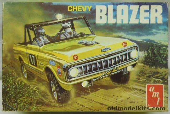AMT 1/25 1970s Chevrolet Blazer - Factory Stock or Off-Road Racing Versions, T336-225 plastic model kit